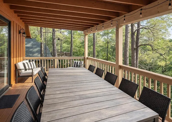 Cozy Chalet